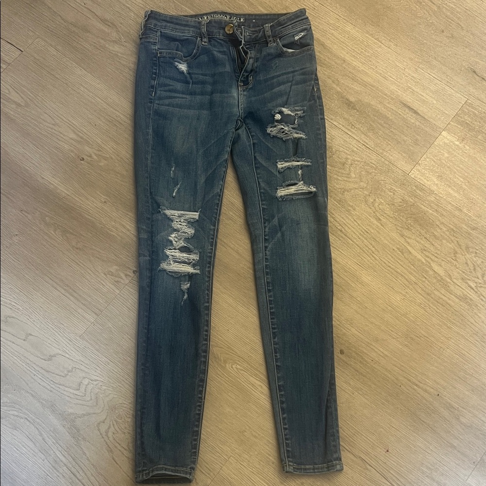 American Eagle - Distressed Blue Jeans super stretch